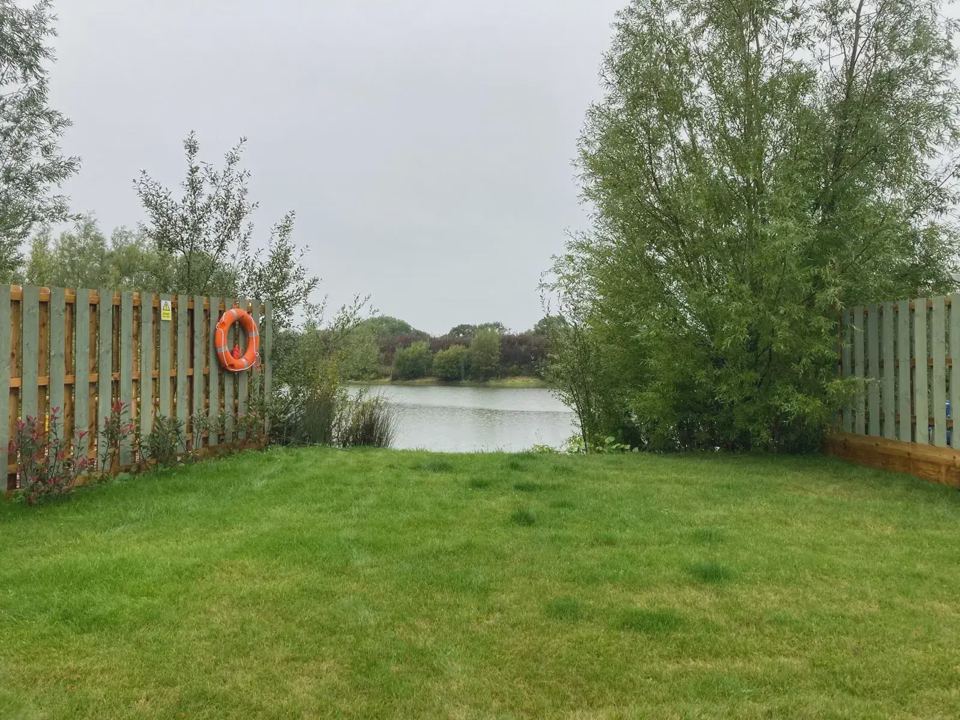 Garden leading to the lake