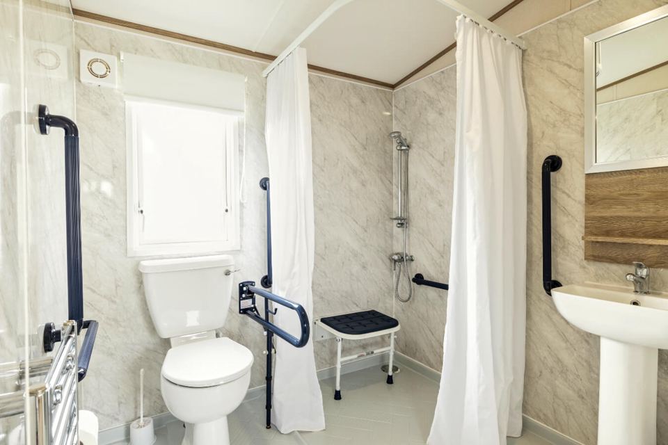 Accessible wet room shower