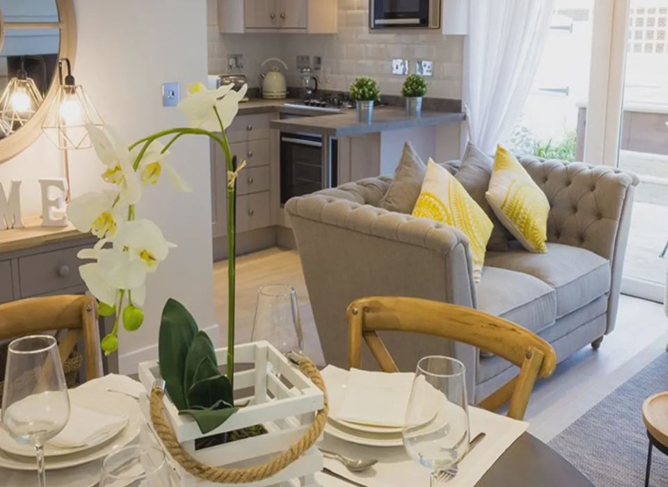 Cottage lounge and dining area