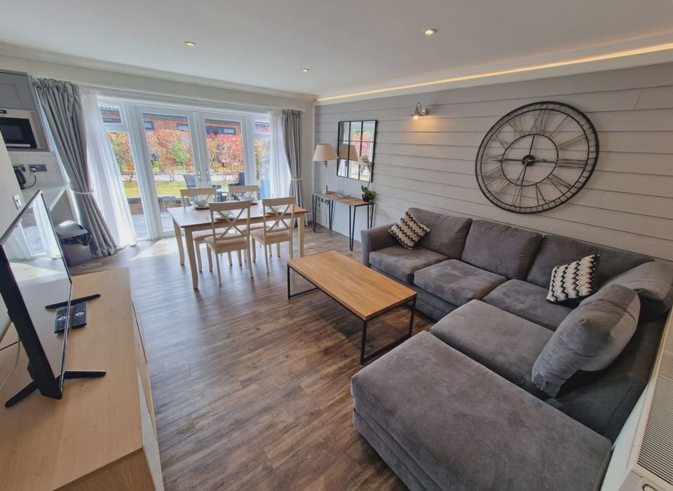 Cottage lounge